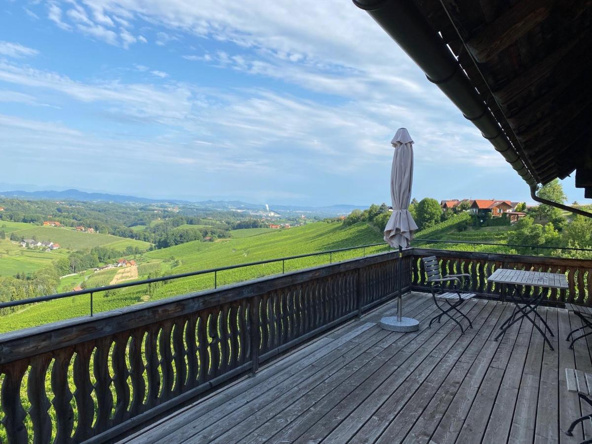 Appartement Georgiberg Ehrenhausen Exteriör bild